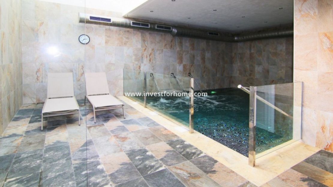 Sale - Apartment - El Raso