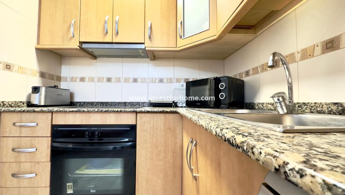 Sale - Apartment - Guardamar del Segura - Centro