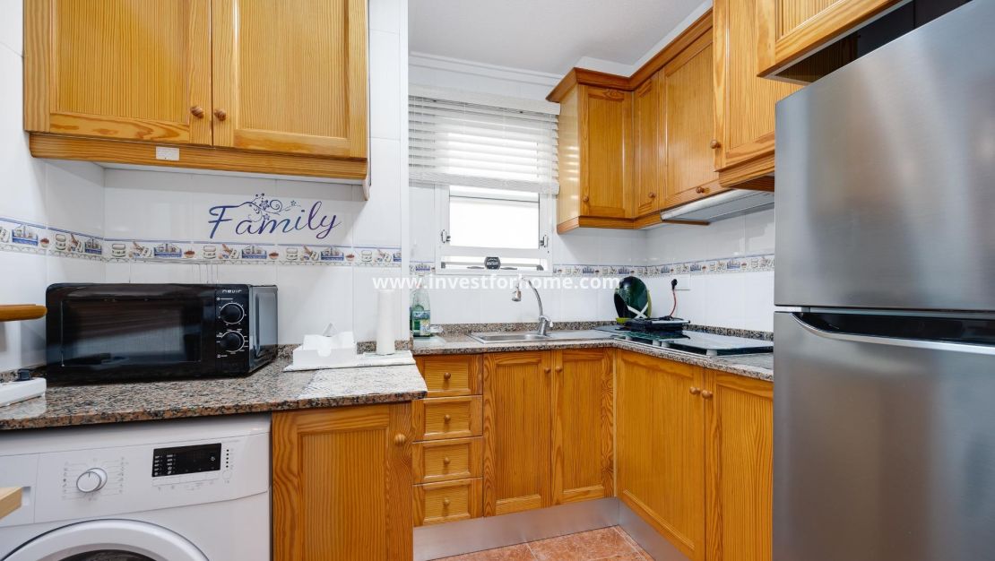 Sale - Apartment - Guardamar del Segura - Pueblo