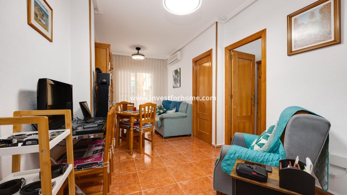 Sale - Apartment - Guardamar del Segura - Pueblo
