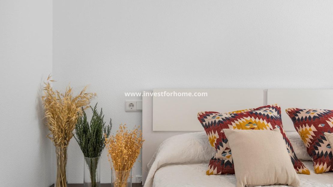 Sale - Apartment - Guardamar del Segura - Pueblo