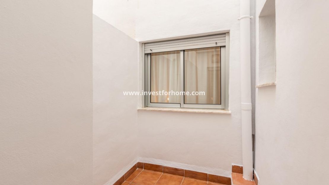 Sale - Apartment - Guardamar del Segura - Pueblo