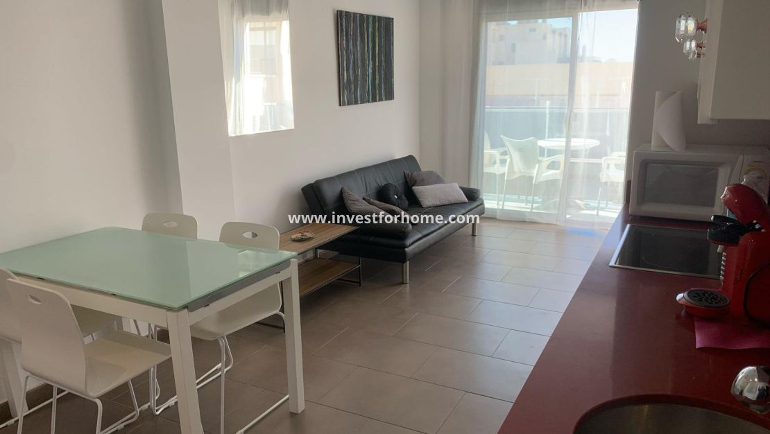 Sale - Apartment - Guardamar del Segura - Pueblo