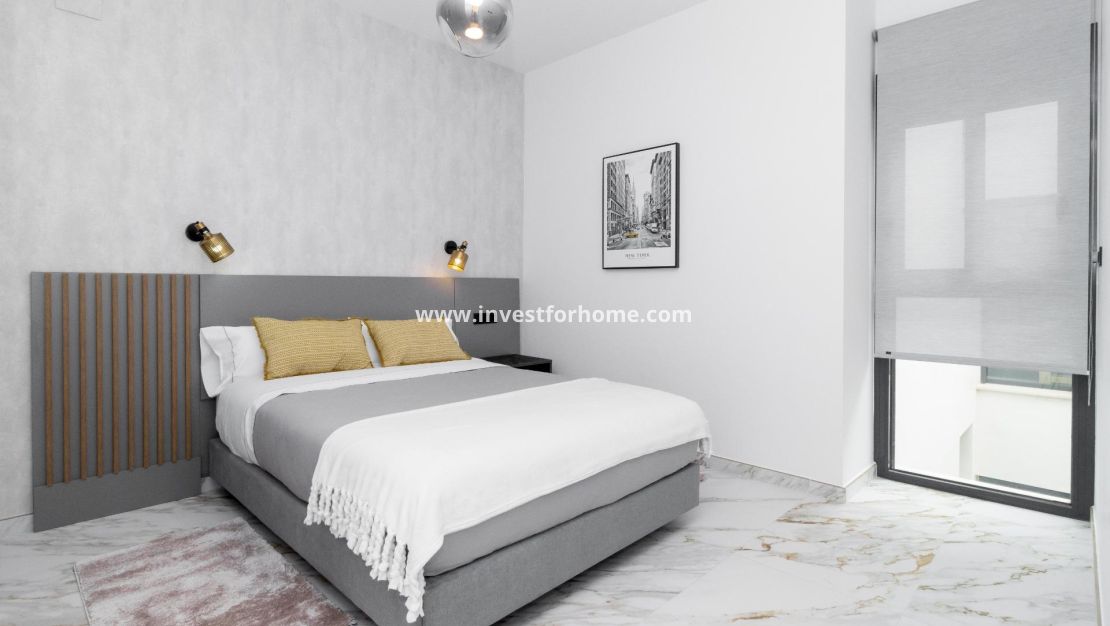 Sale - Apartment - Guardamar del Segura - Pueblo