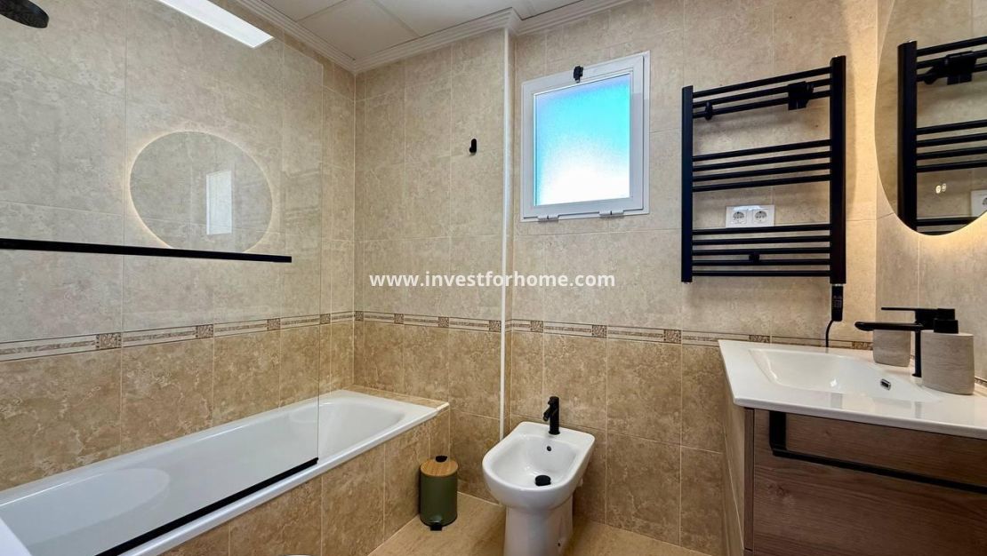 Sale - Apartment - Guardamar del Segura - Puerto
