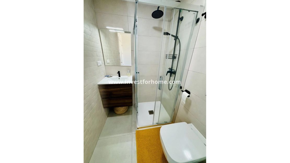 Sale - Apartment - Las Filipinas - Inland