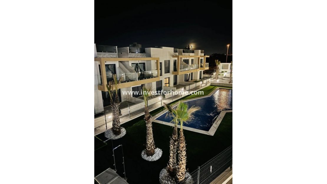 Sale - Apartment - Las Filipinas - Inland
