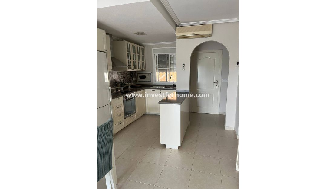 Sale - Apartment - Los Alcázares
