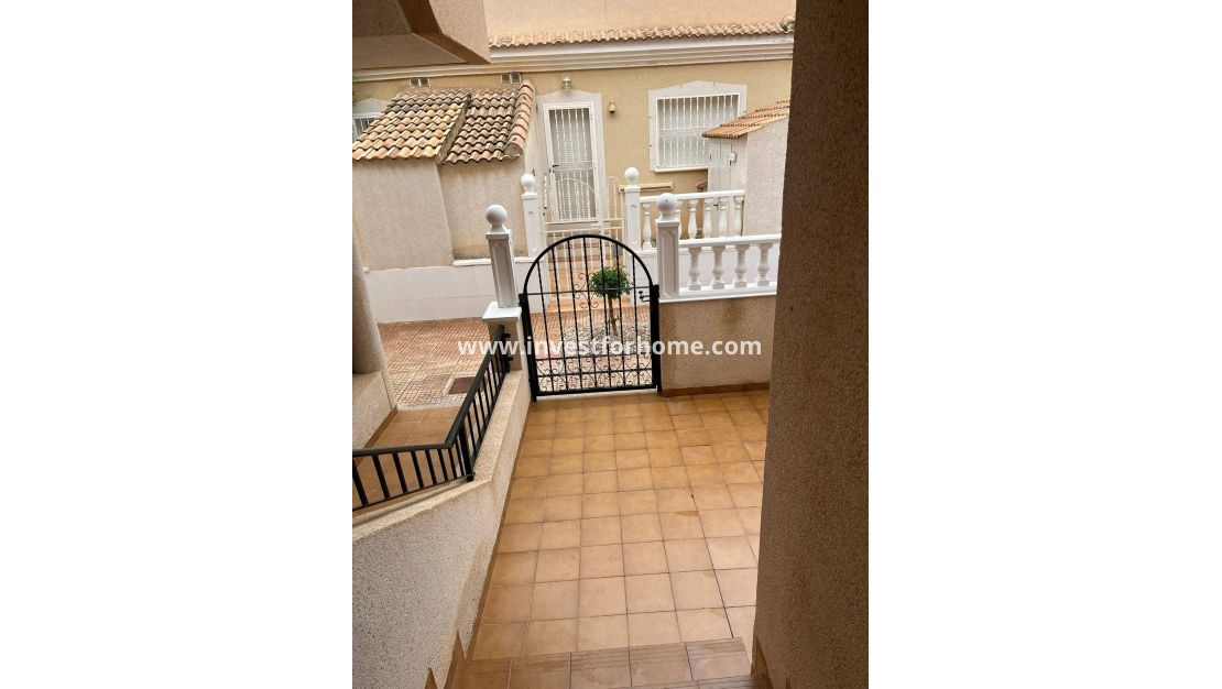 Sale - Apartment - Los Alcázares