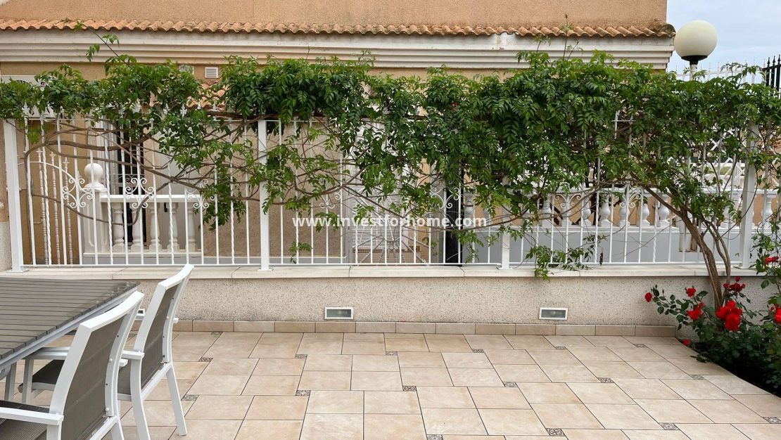 Sale - Apartment - Los Alcázares