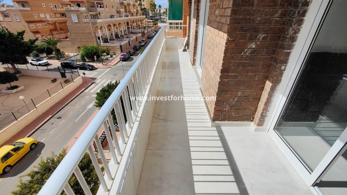 Sale - Apartment - Orihuela Costa - Costa Blanca