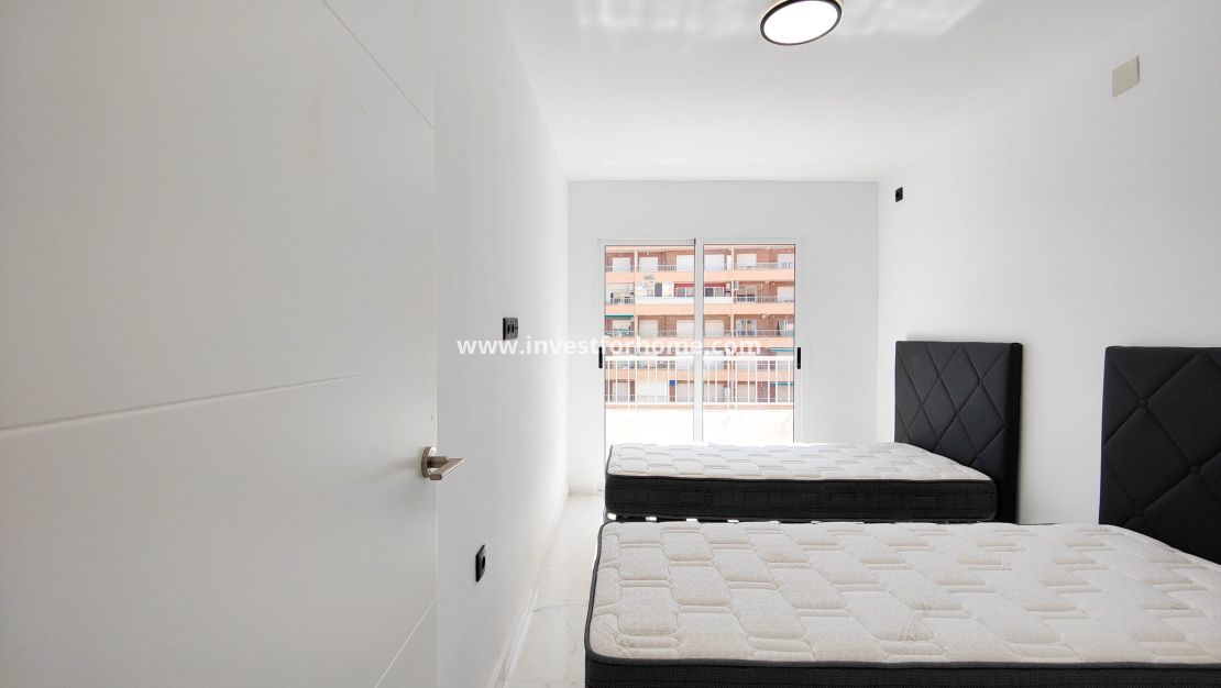 Sale - Apartment - Orihuela Costa - Costa Blanca