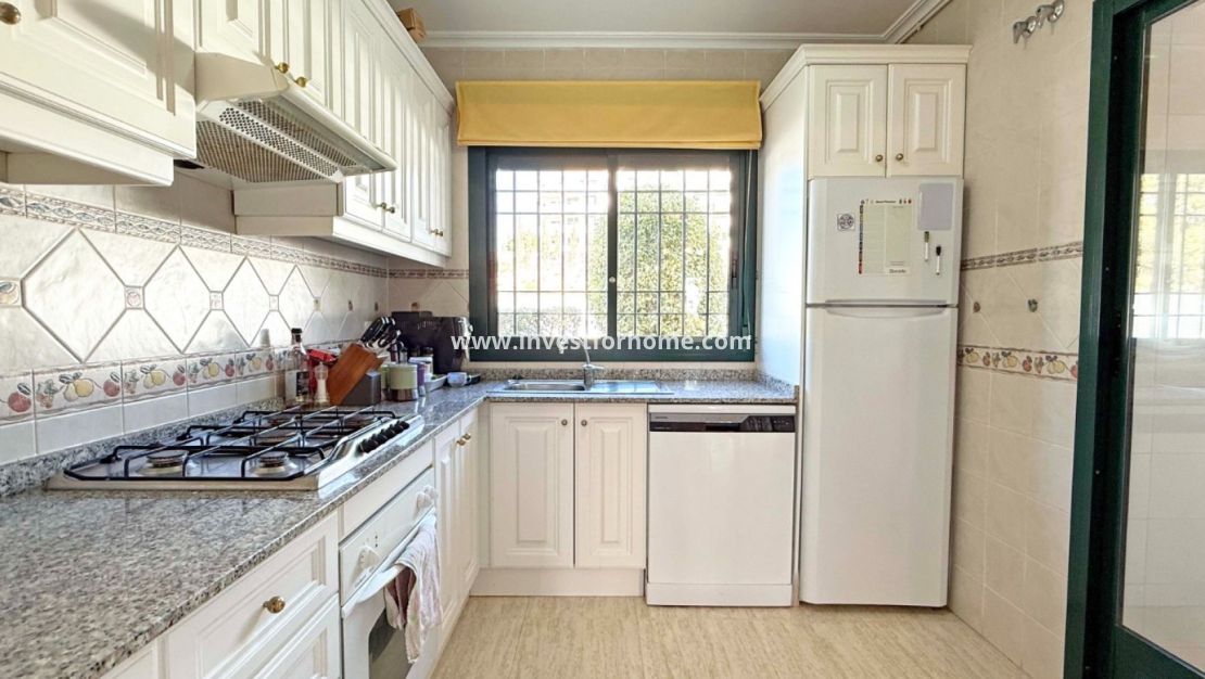 Sale - Apartment - Orihuela Costa - Costa Blanca