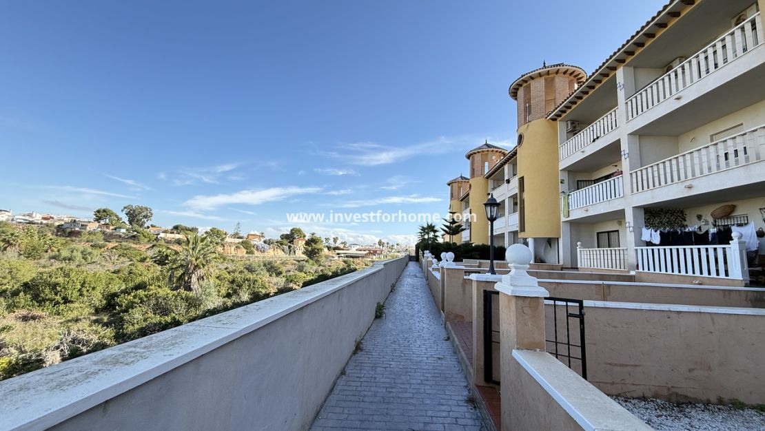 Sale - Apartment - Orihuela Costa - Costa Blanca