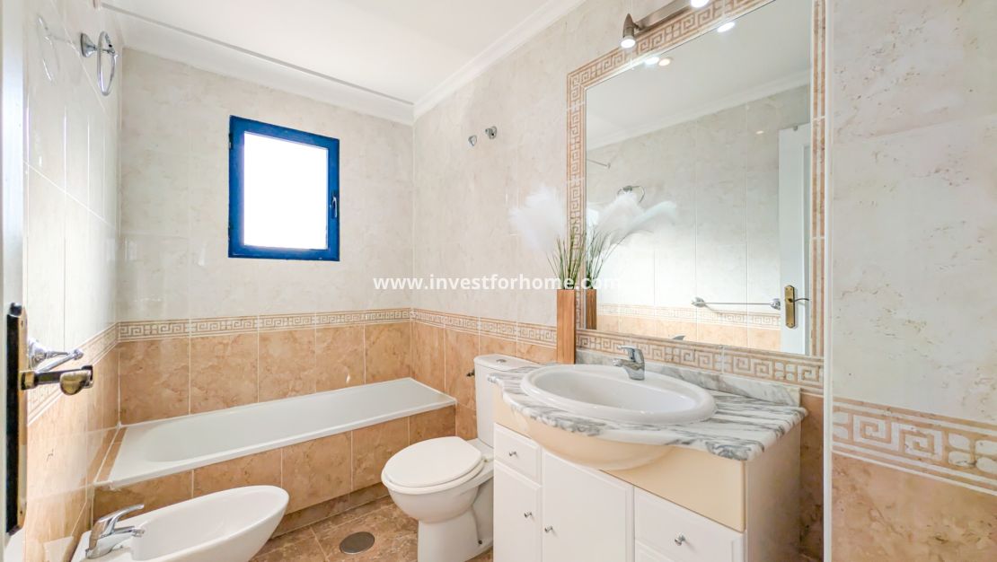 Sale - Apartment - Orihuela Costa - Costa Blanca