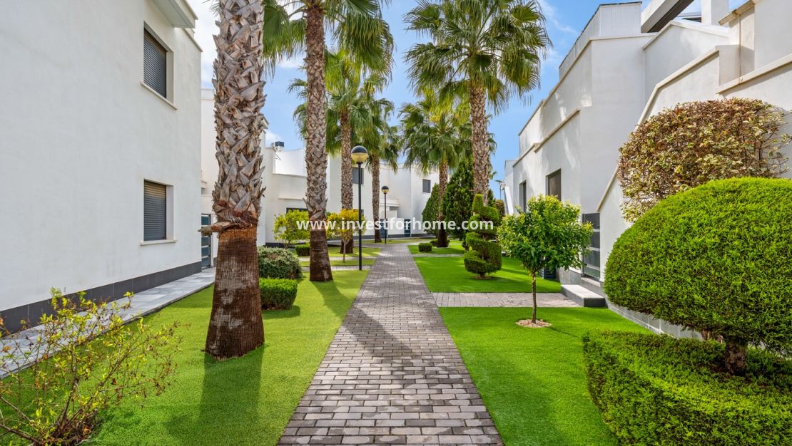 Sale - Apartment - Orihuela Costa - Costa Blanca