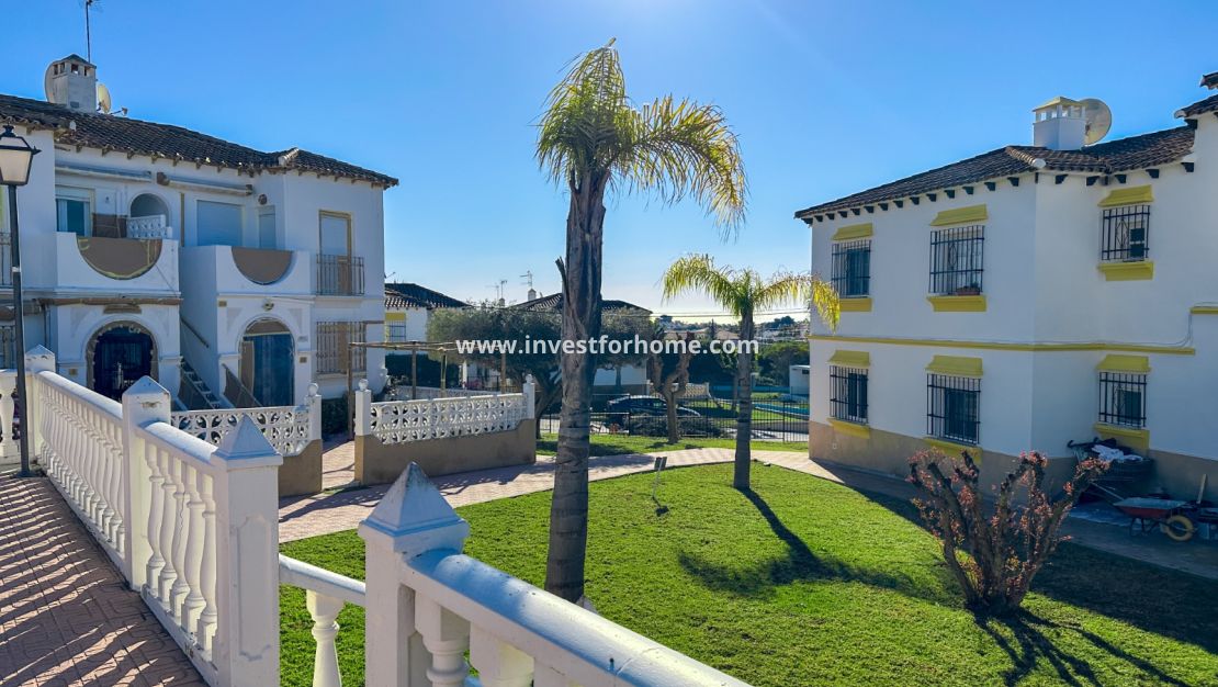 Sale - Apartment - Orihuela Costa - Costa Blanca