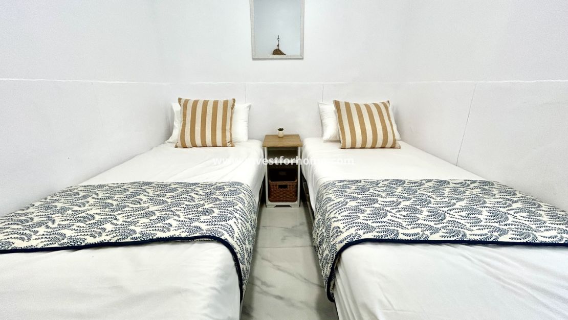 Sale - Apartment - Orihuela Costa - Costa Blanca