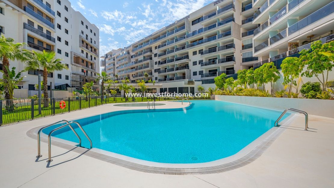 Sale - Apartment - Orihuela Costa - Costa Blanca