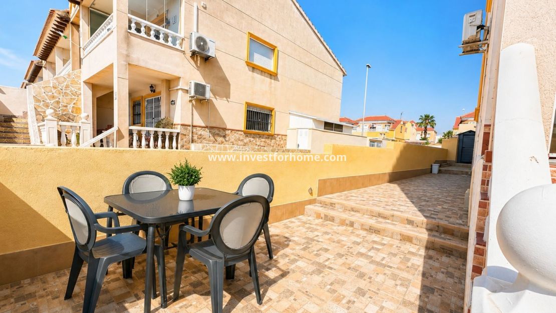 Sale - Apartment - Orihuela Costa - Costa Blanca
