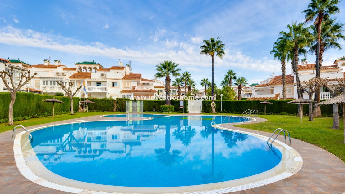 Sale - Apartment - Orihuela Costa - Costa Blanca