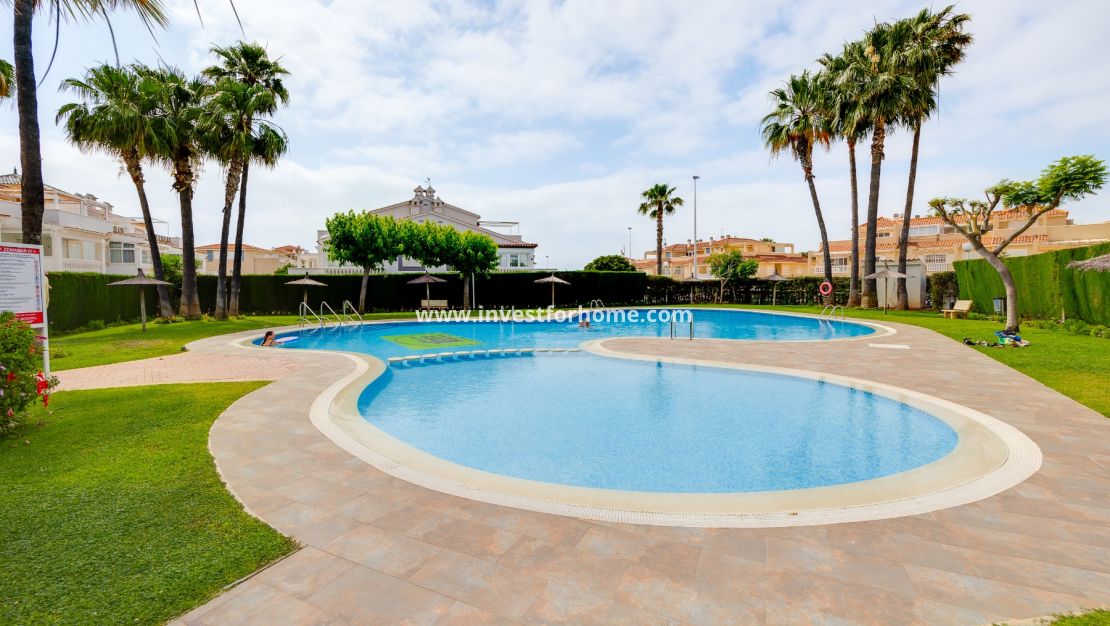 Sale - Apartment - Orihuela Costa - Costa Blanca