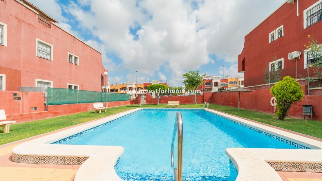 Sale - Apartment - Orihuela Costa - Costa Blanca