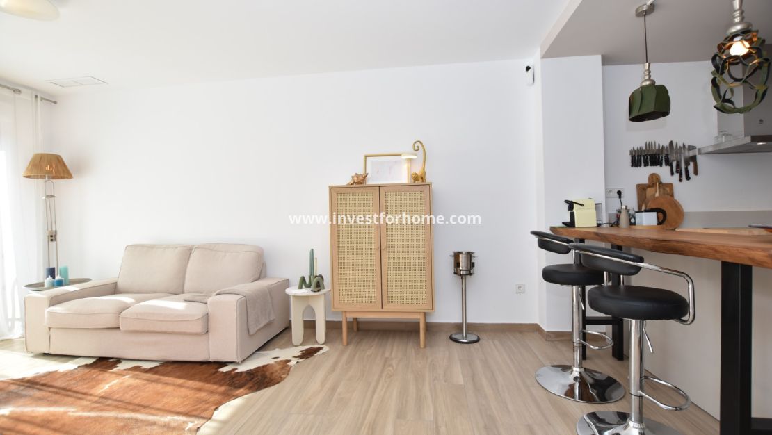 Sale - Apartment - Orihuela Costa - Inland