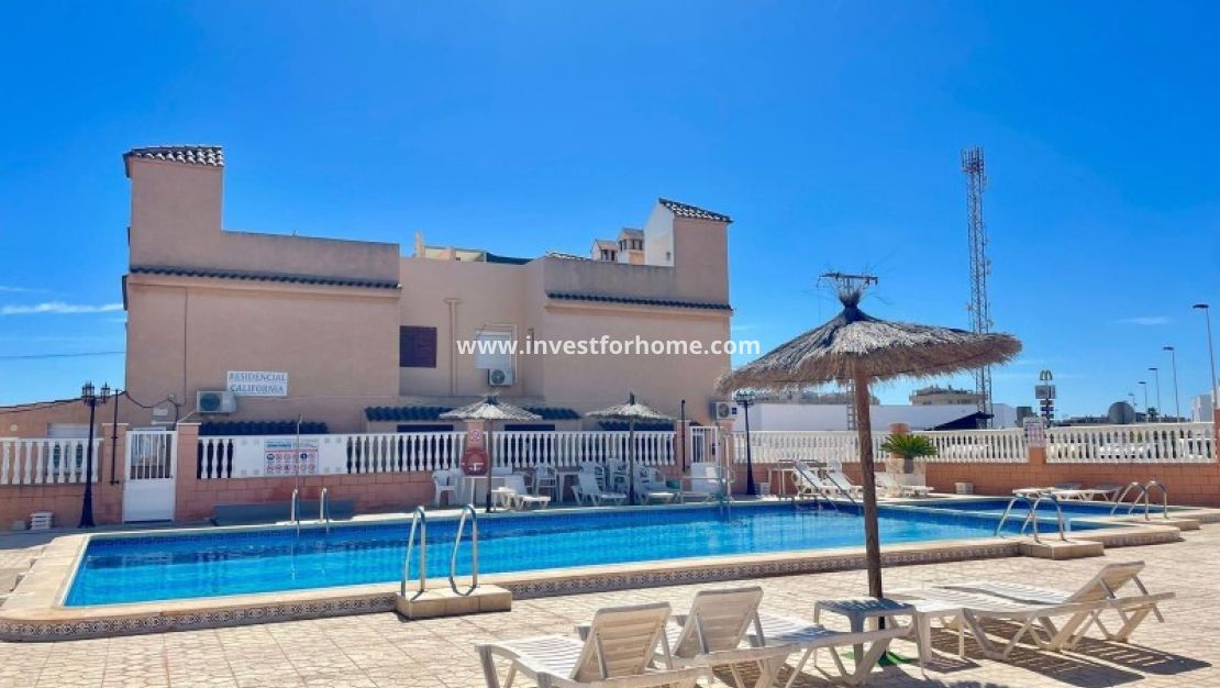 Sale - Apartment - Orihuela Costa - Inland