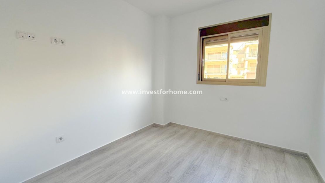 Sale - Apartment - Orihuela Costa - La Zenia