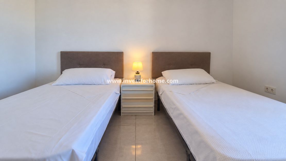 Sale - Apartment - Orihuela Costa - La Zenia
