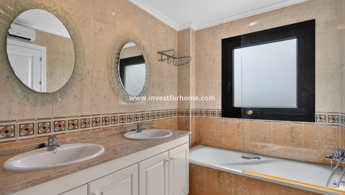 Sale - Apartment - Orihuela Costa - Lomas De Campoamor Golf