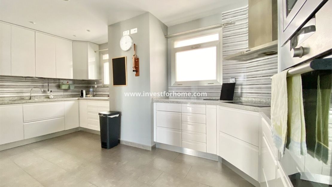 Sale - Apartment - Orihuela Costa - Los Dolses