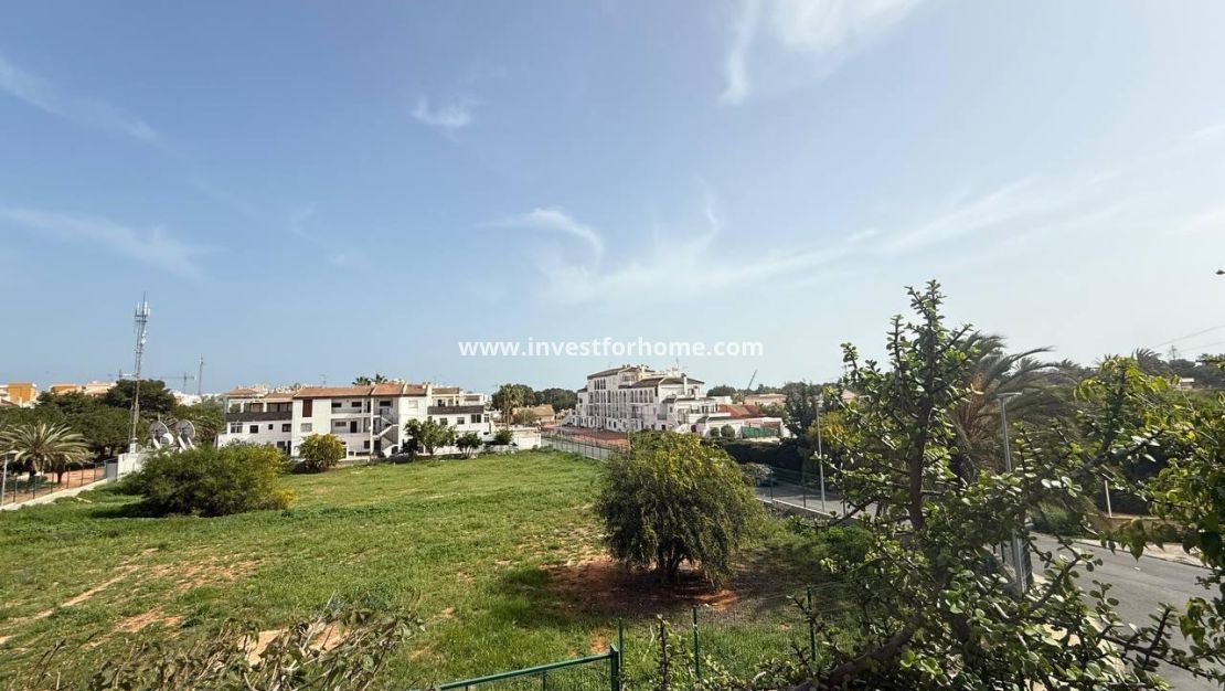Sale - Apartment - Orihuela Costa - Punta Prima