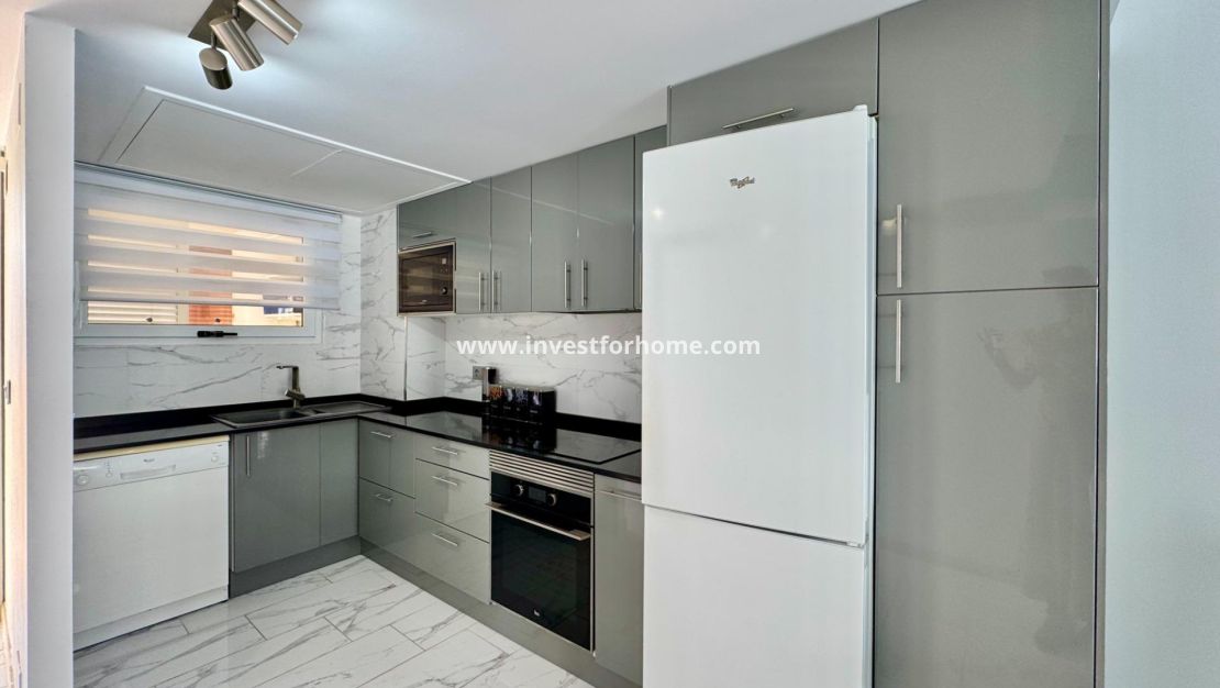 Sale - Apartment - Orihuela Costa - Punta Prima