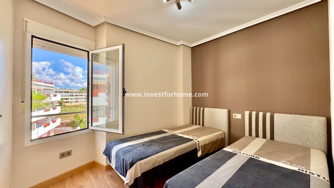 Sale - Apartment - Orihuela Costa - Punta Prima