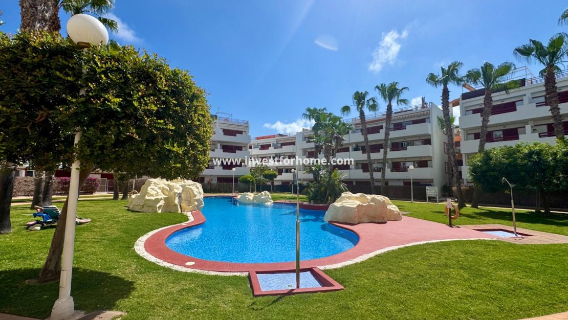 Sale - Apartment - Orihuela Costa - Punta Prima