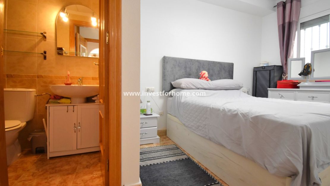 Sale - Apartment - Orihuela Costa - Punta Prima
