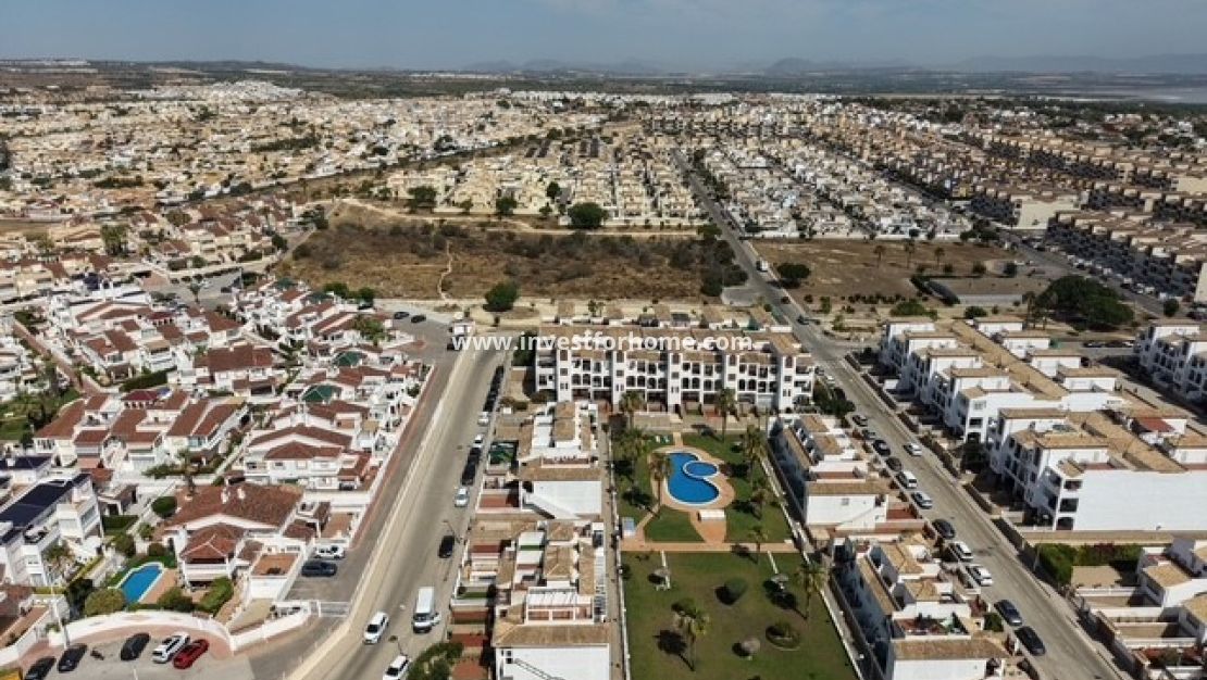 Sale - Apartment - Orihuela Costa - Punta Prima