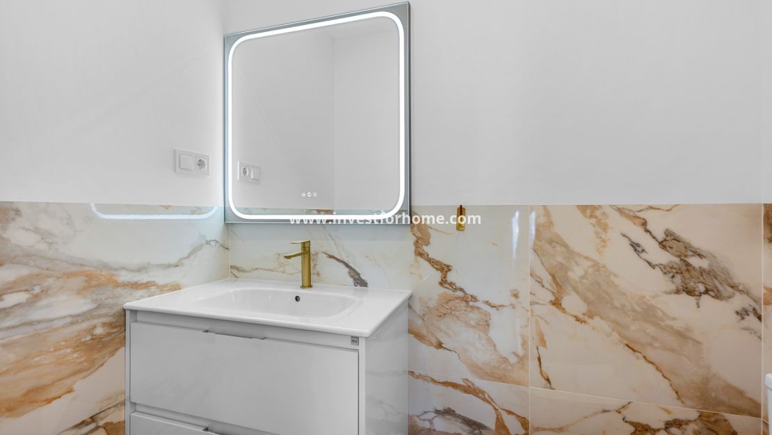 Sale - Apartment - Orihuela Costa - Punta Prima