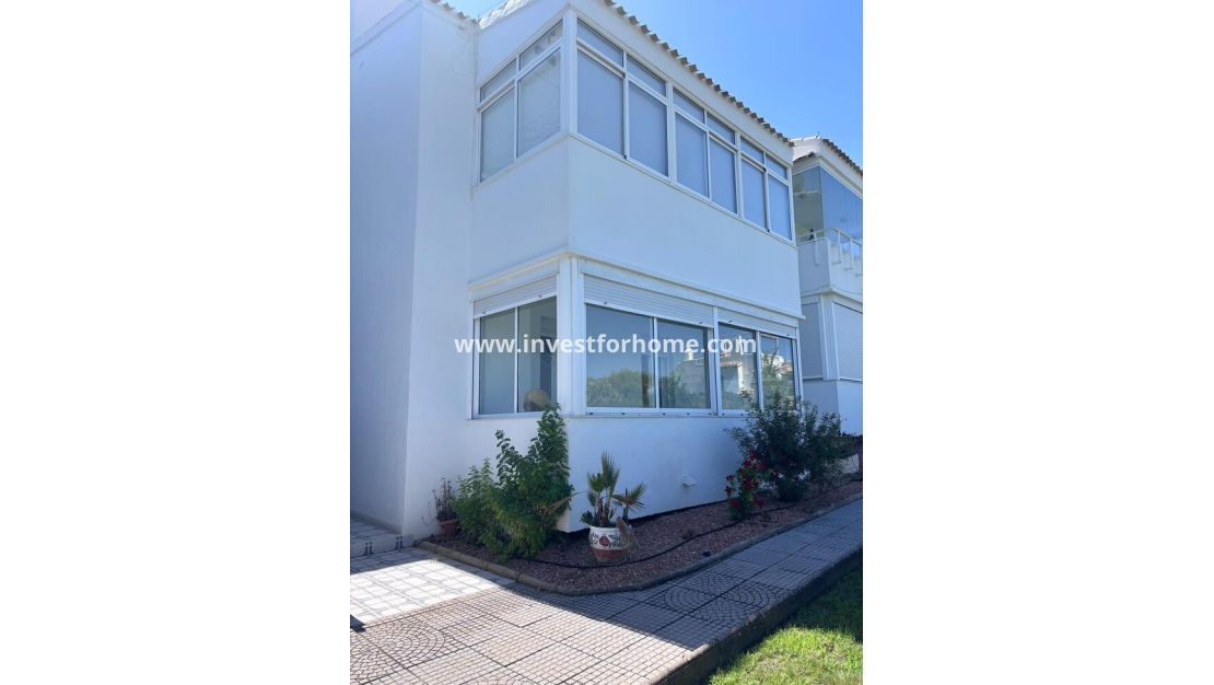 Sale - Apartment - Orihuela Costa - Villamartín