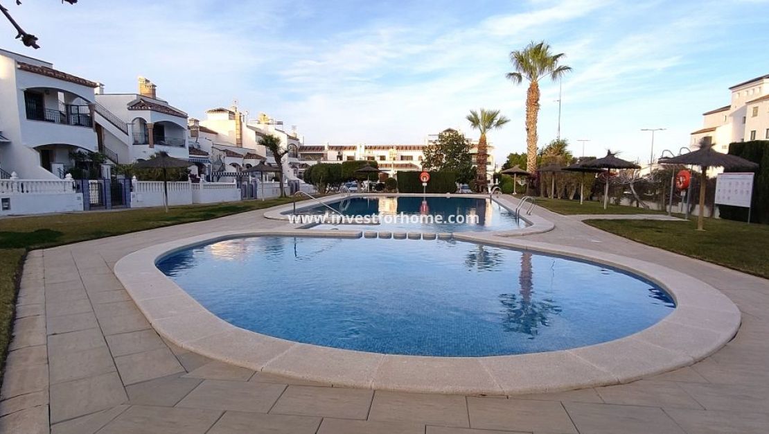 Sale - Apartment - Orihuela Costa - Villamartin
