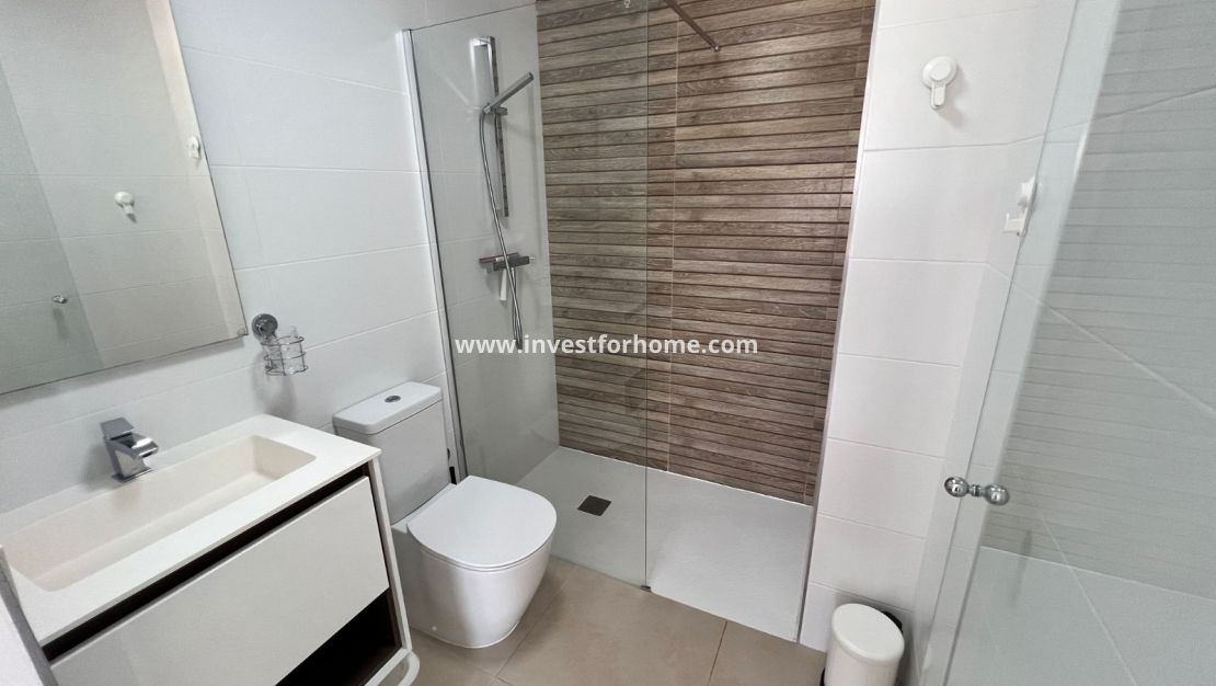 Sale - Apartment - Orihuela Costa - Vistabella Golf