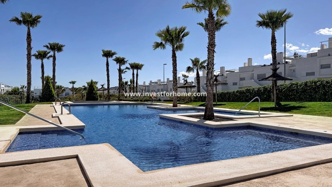 Sale - Apartment - Orihuela Costa - Vistabella