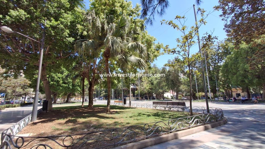 Sale - Apartment - Orihuela Costa - Zona Centro