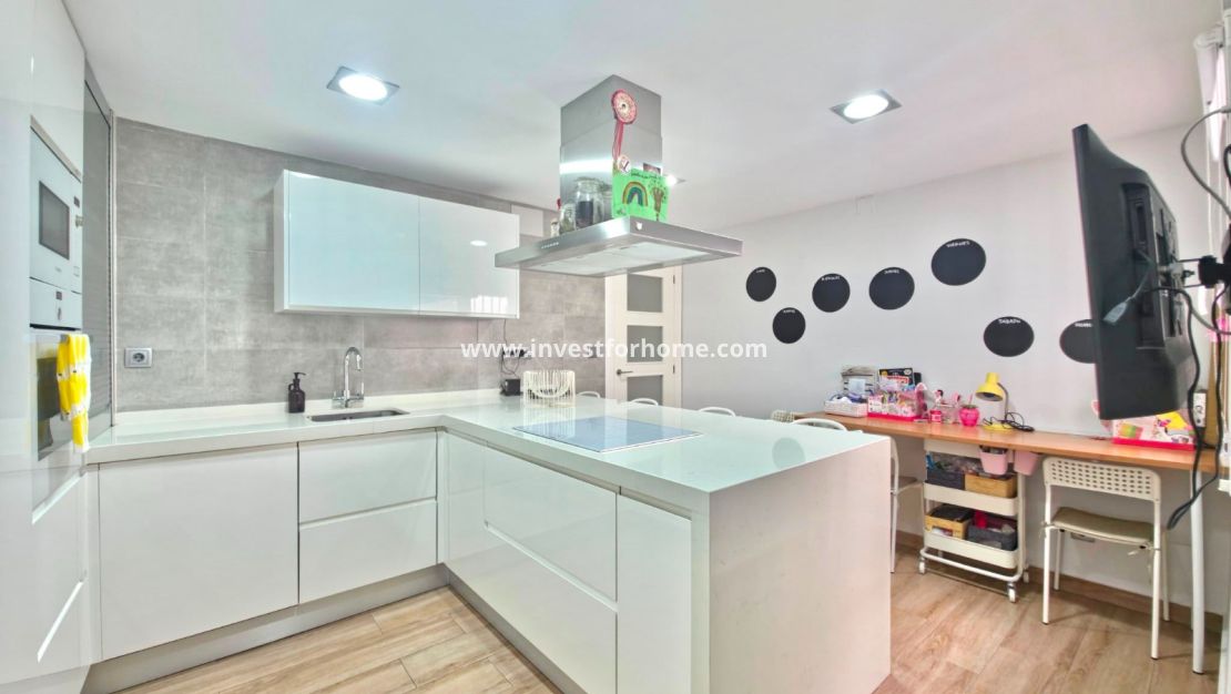 Sale - Apartment - Pilar de la Horadada