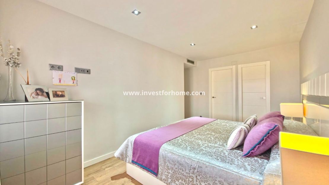 Sale - Apartment - Pilar de la Horadada