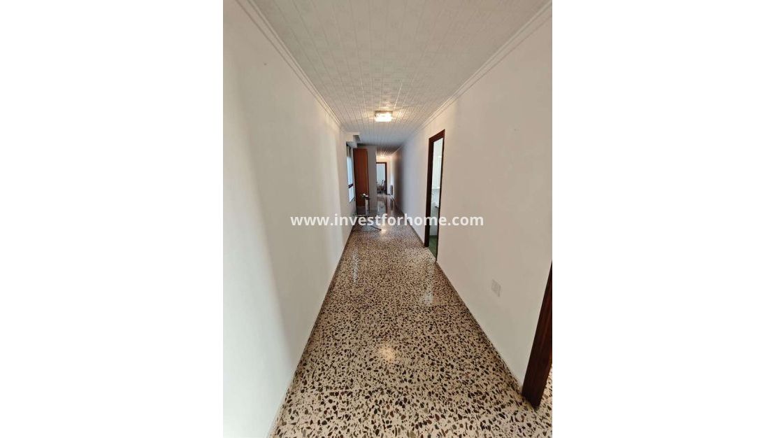 Sale - Apartment - Salinas - Inland