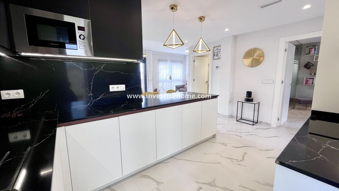 Sale - Apartment - San Miguel de Salinas - Inland