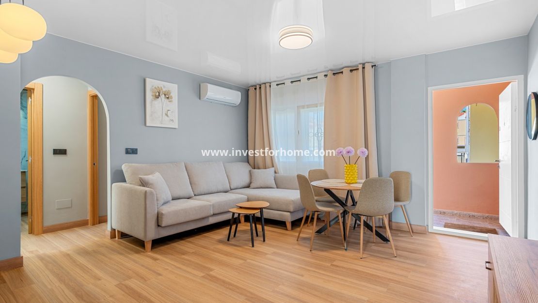 Sale - Apartment - San Miguel de Salinas - Inland